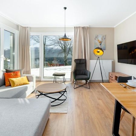 Apartamenty Everysky - Izerska 8 シクラルスカ・ポレンバ エクステリア 写真