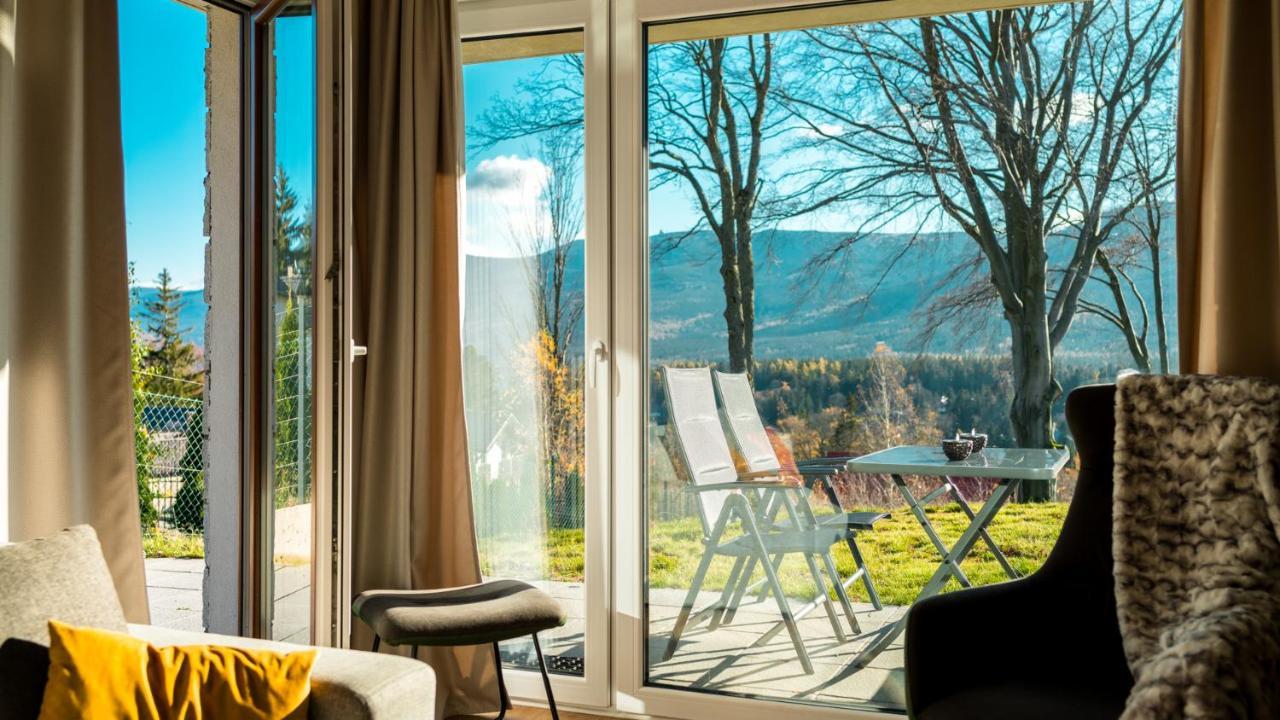 Apartamenty Everysky - Izerska 8 シクラルスカ・ポレンバ エクステリア 写真