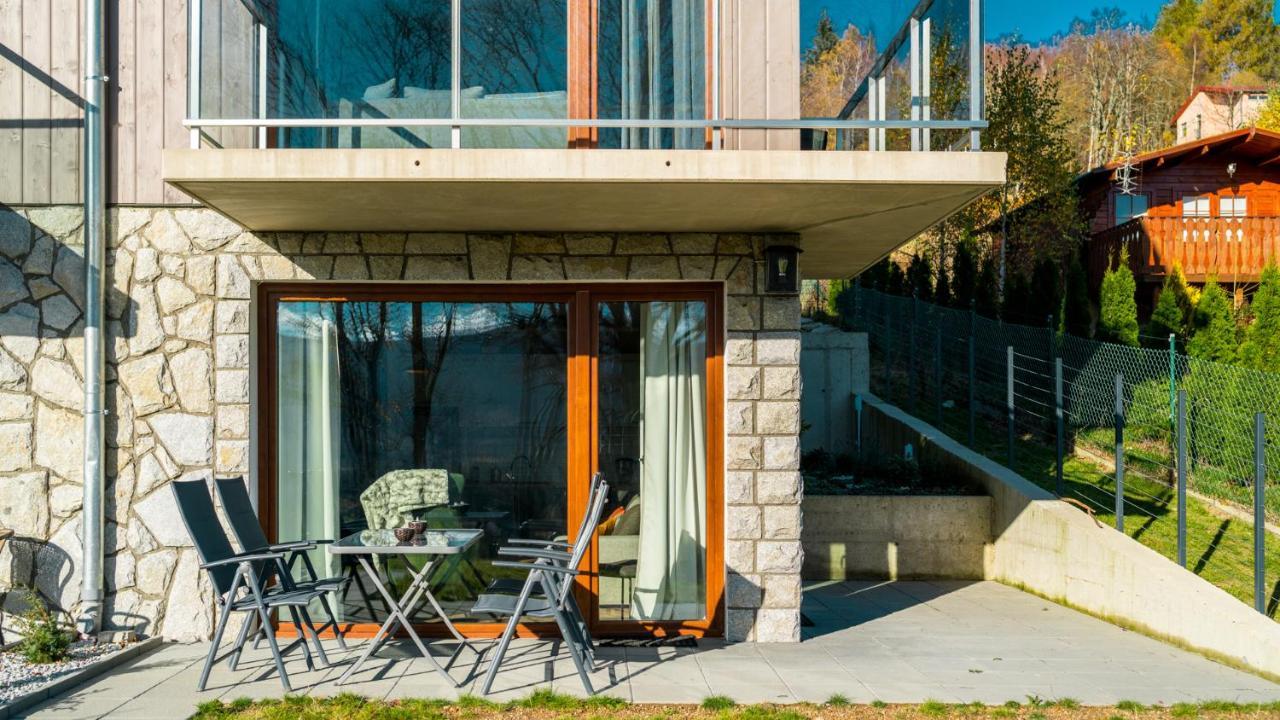 Apartamenty Everysky - Izerska 8 シクラルスカ・ポレンバ エクステリア 写真