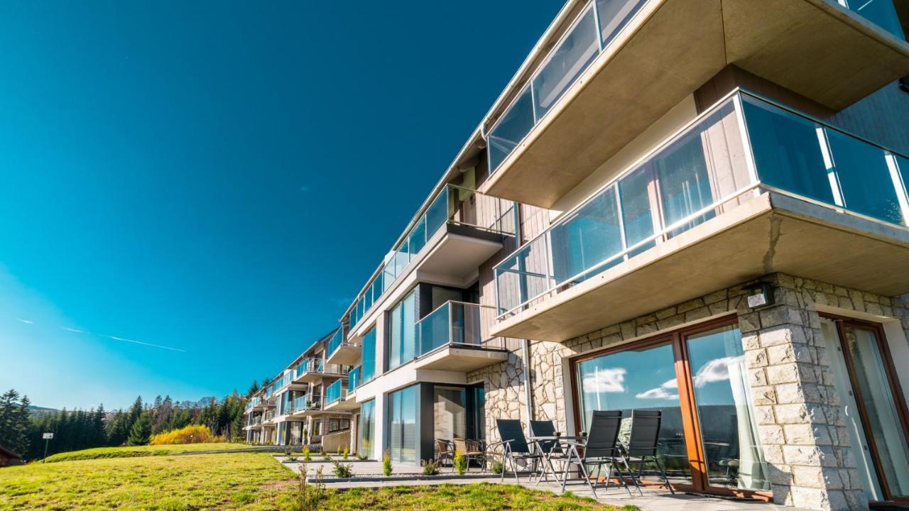 Apartamenty Everysky - Izerska 8 シクラルスカ・ポレンバ エクステリア 写真