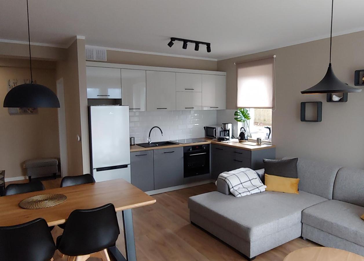 Apartamenty Everysky - Izerska 8 シクラルスカ・ポレンバ エクステリア 写真